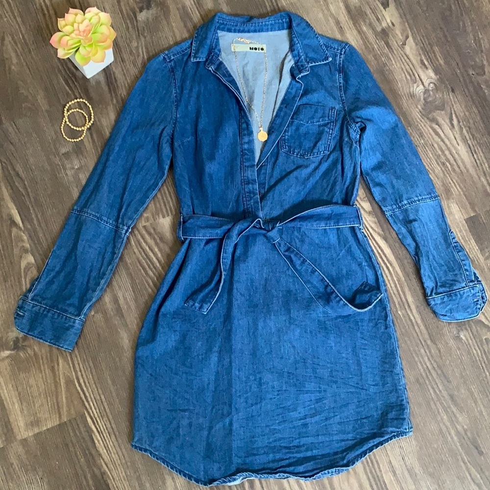 Topshop denim tie waist dress ☀️ so cute!